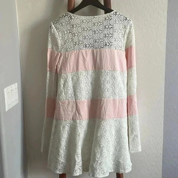 Majorelle Grove Lace Embroidered Dress - Picture 7 of 8